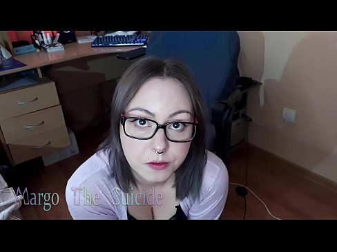 ❤️ Sexet pige med briller sutter Dildo dybt på kamera Sluts at da.porn-impact.ru ☑